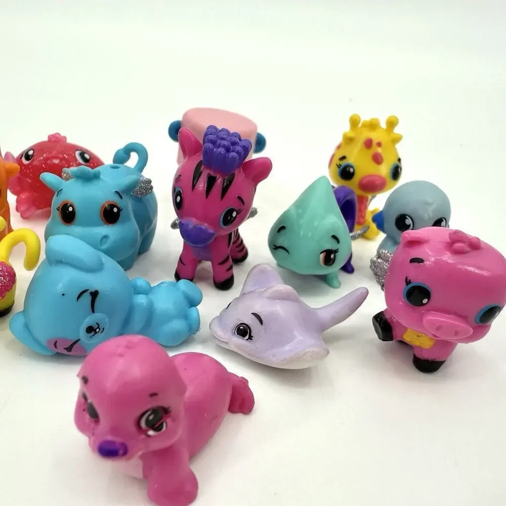 Lot of 13 Random Assorted Hatchimals Hatchlings & Splashling Mini Figures